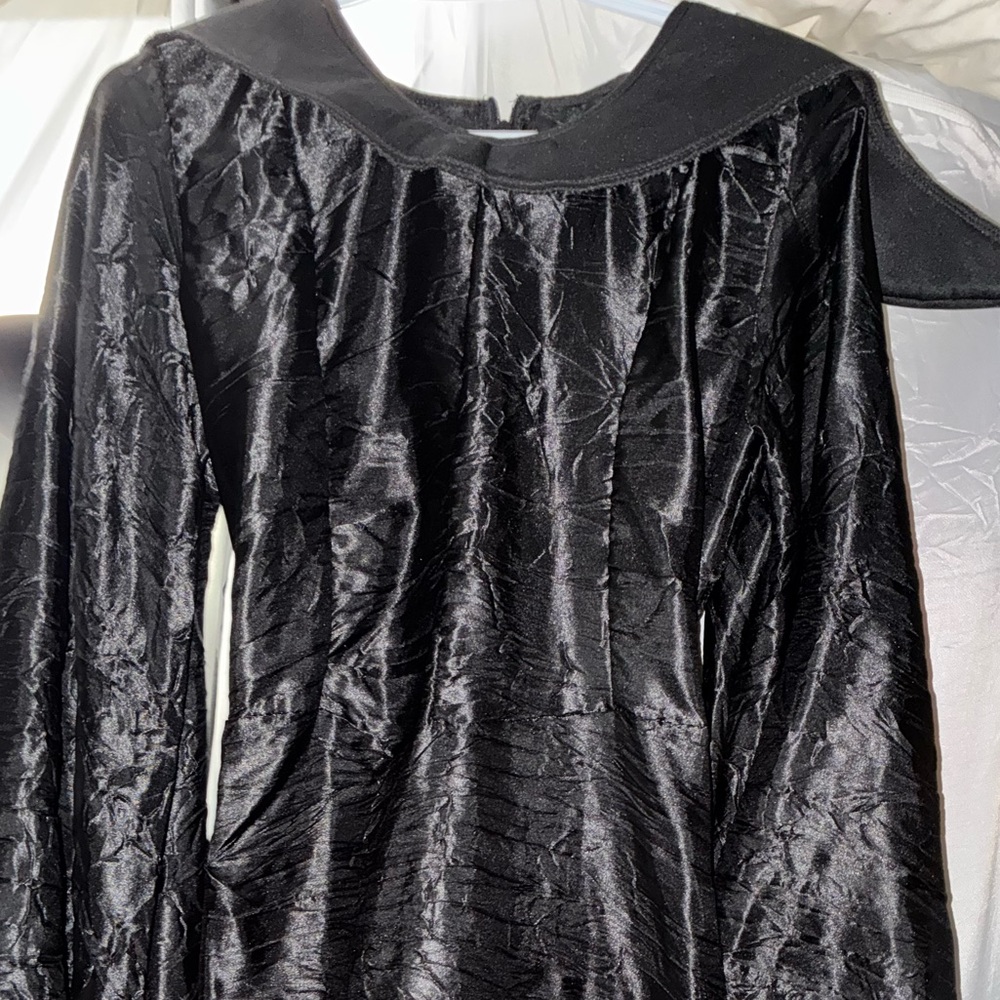 Elegant Black Long Sleeve Dress